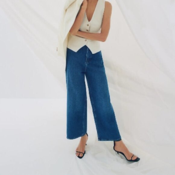 Denim Zara Wide Leg Cropped Jeans (NWT) - Picture 2 of 6
